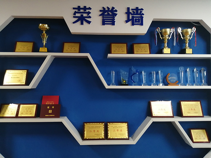 1661219487988414.jpg 榮譽0.jpg