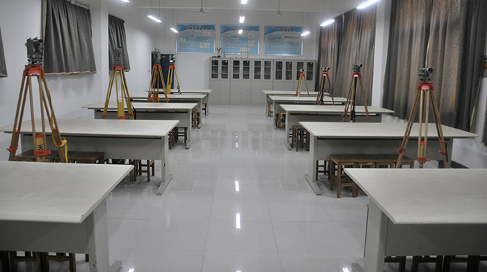 1661741712450969.jpg 9工程測量實訓(xùn)室.jpg