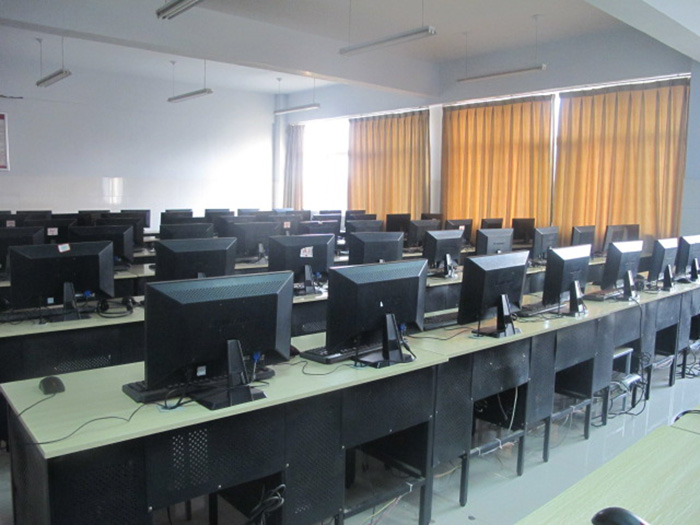 1663918529666843.jpg 8-建筑設(shè)計實訓(xùn)室.jpg