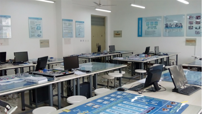 1668154950914641.jpg 2項(xiàng)目管理沙盤模擬實(shí)驗(yàn)室.jpg