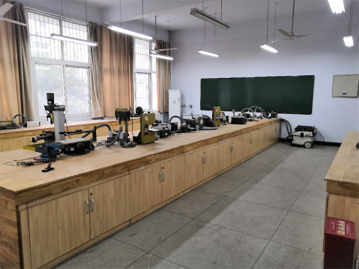 1668155346781834.jpg 11建筑與結(jié)構(gòu)模型實(shí)驗(yàn)室1.jpg